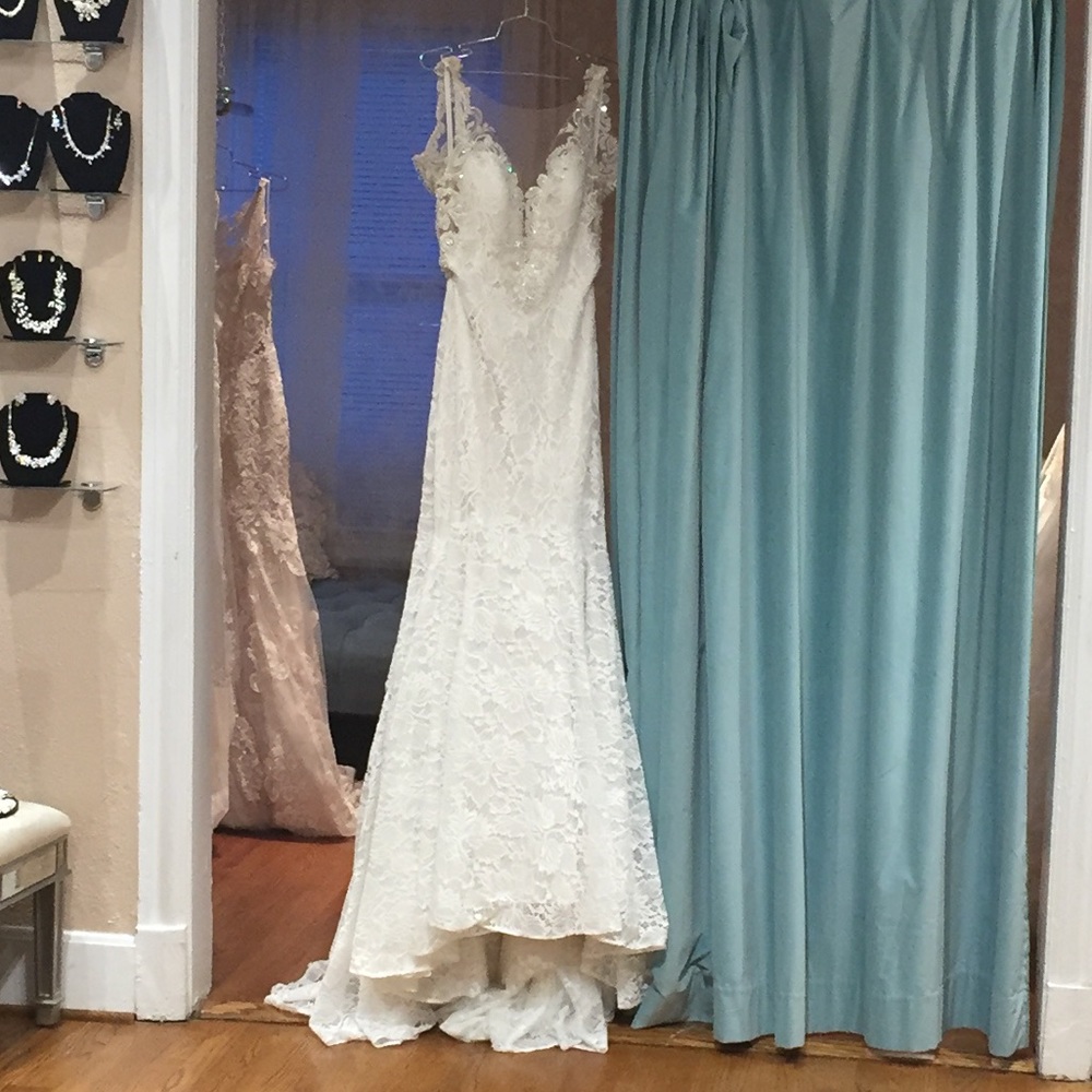 Wedding dress